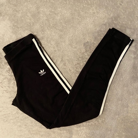 Adidas Originals 3 strips leggings in Black - Picture 4 of 4